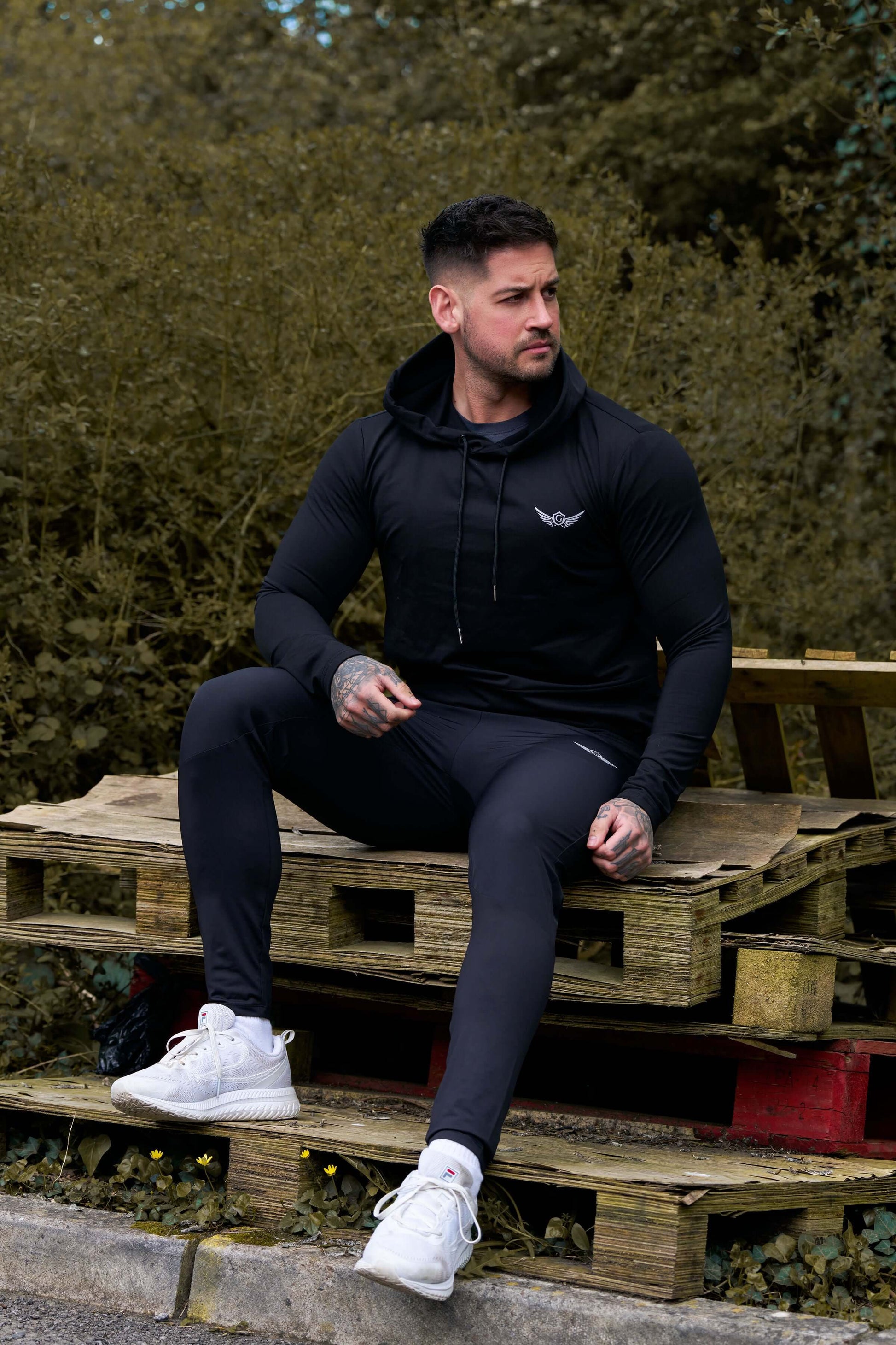 Gabe Crest Hoody Gym 4